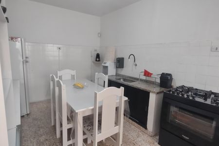 Casa à venda com 135m², 2 quartos e 1 vaga Casa à venda com 135m², 2 quartos e 1 vagaCozinha
