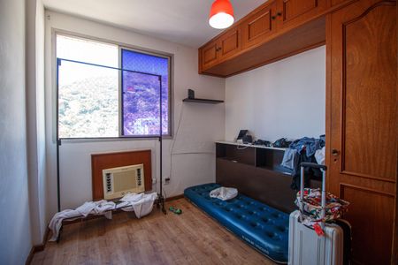 Apartamento à venda com 200m², 3 quartos e 3 vagasQuarto 2