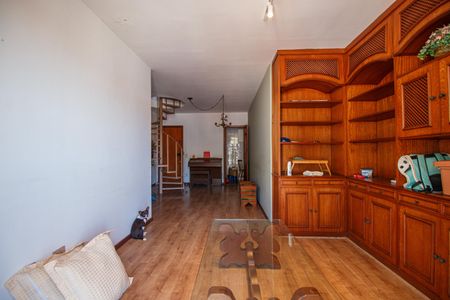 Apartamento à venda com 200m², 3 quartos e 3 vagasSala