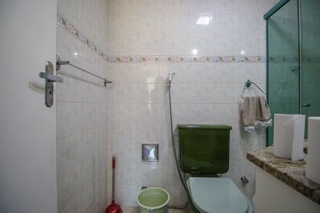 Apartamento à venda com 200m², 3 quartos e 3 vagasBanheiro