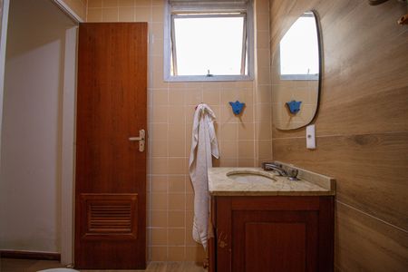 Apartamento à venda com 200m², 3 quartos e 3 vagasBanheiro Cobertura