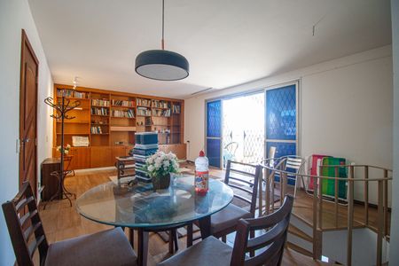 Apartamento à venda com 200m², 3 quartos e 3 vagasSala Cobertura