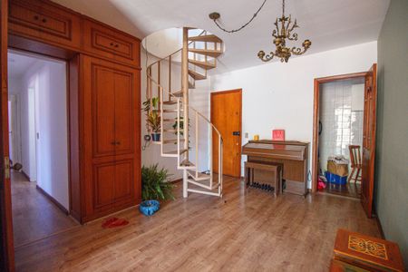 Apartamento à venda com 200m², 3 quartos e 3 vagasSala