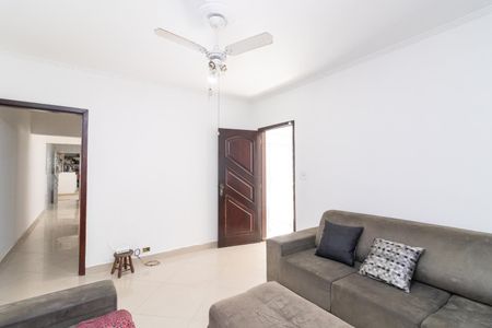 Casa à venda com 4 quartos, 126m² em Jardim Cotinha, São Paulo