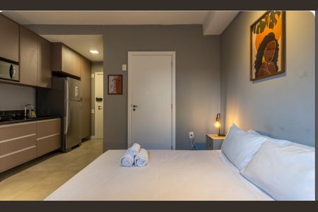 Sala / Quarto de apartamento à venda com 1 quarto, 26m² em Indianópolis, São Paulo