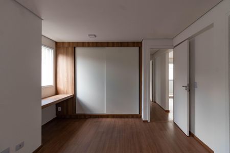Apartamento para alugar com 63m², 2 quartos e 1 vagaSuíte