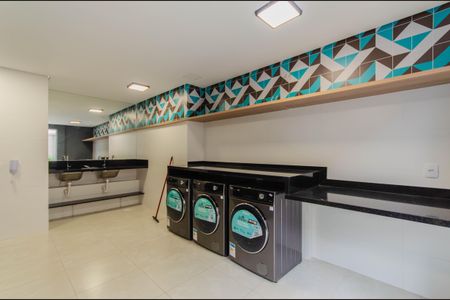 Apartamento à venda com 39m², 2 quartos e sem vagaÁrea comum - Lavanderia