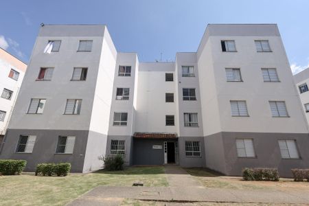 Apartamento para alugar com 64m², 2 quartos e 1 vagaFachada do bloco