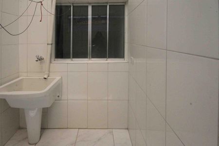 Apartamento para alugar com 70m², 2 quartos e sem vaga