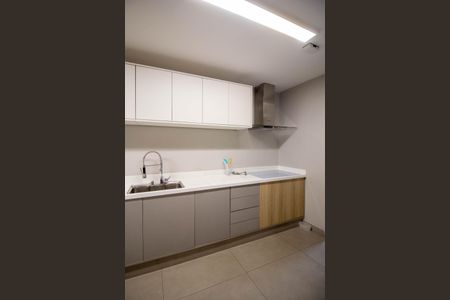 Apartamento à venda com 138m², 3 quartos e 2 vagasCozinha 