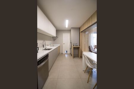 Apartamento à venda com 138m², 3 quartos e 2 vagasCozinha 