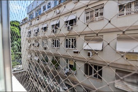 Apartamento à venda com 72m², 2 quartos e 1 vaga Apartamento à venda com 72m², 2 quartos e 1 vagaSala