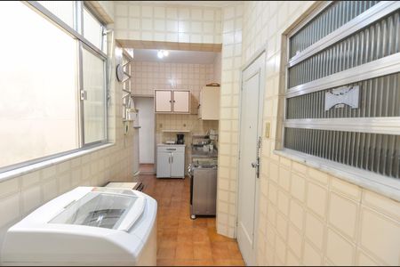 Apartamento à venda com 72m², 2 quartos e 1 vaga Apartamento à venda com 72m², 2 quartos e 1 vagaÁrea de Serviço
