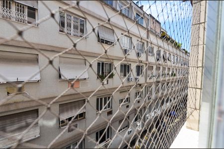 Apartamento à venda com 72m², 2 quartos e 1 vaga Apartamento à venda com 72m², 2 quartos e 1 vagaSala