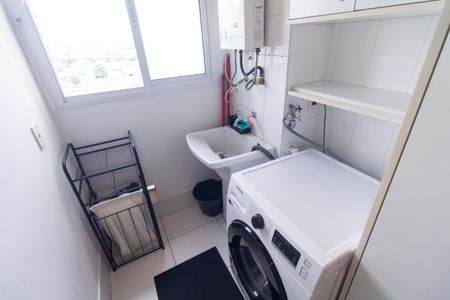 Apartamento à venda com 68m², 2 quartos e 2 vagasÁrea de Serviço