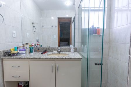 Apartamento à venda com 69m², 2 quartos e 2 vagasBanheiro