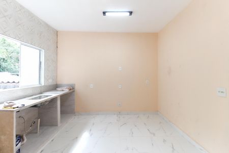 Casa para alugar com 60m², 2 quartos e sem vagaSala - Cozinha
