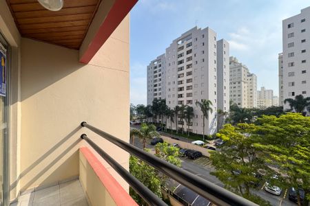 Apartamento para alugar com 70m², 3 quartos e 1 vagaSacada