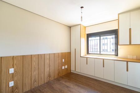 Apartamento para alugar com 200m², 3 quartos e 5 vagas Apartamento para alugar com 200m², 3 quartos e 5 vagasQuarto Suíte 2