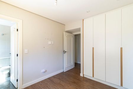 Apartamento para alugar com 200m², 3 quartos e 5 vagas Apartamento para alugar com 200m², 3 quartos e 5 vagasQuarto Suíte 2