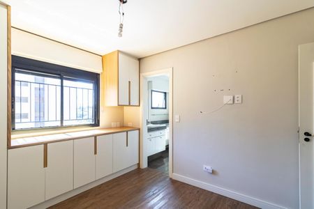 Apartamento para alugar com 200m², 3 quartos e 5 vagas Apartamento para alugar com 200m², 3 quartos e 5 vagasQuarto Suíte 2