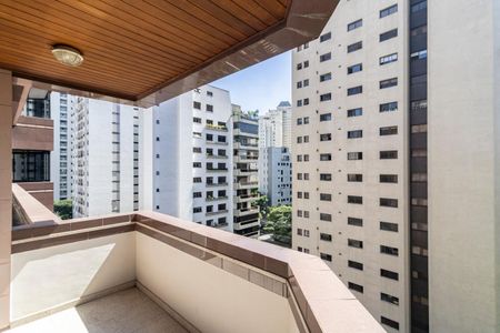Apartamento para alugar com 200m², 3 quartos e 5 vagas Apartamento para alugar com 200m², 3 quartos e 5 vagasVaranda 2 da Sala
