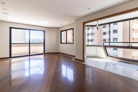 Sala de apartamento para alugar com 3 quartos, 200m² em Vila Uberabinha, São Paulo