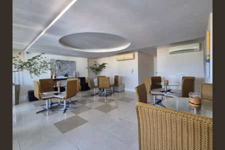 Apartamento à venda com 90m², 2 quartos e 1 vaga