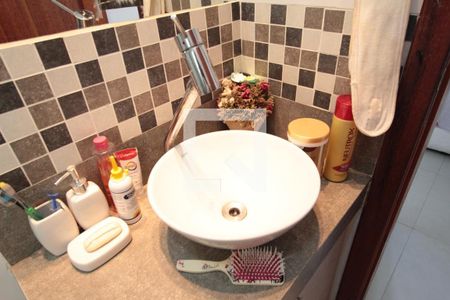 Casa para alugar com 200m², 3 quartos e 2 vagasBanheiro