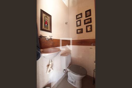 Casa para alugar com 200m², 3 quartos e 2 vagasBanheiro