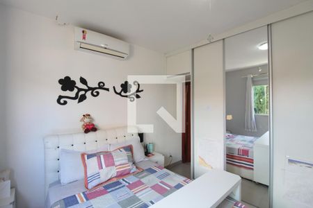 Quarto de casa para alugar com 3 quartos, 200m² em Planalto, Belo Horizonte
