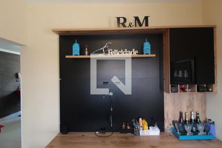 Sala de casa para alugar com 3 quartos, 200m² em Planalto, Belo Horizonte