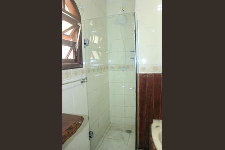 Casa à venda com 278m², 5 quartos e 3 vagasBanheiro da suíte