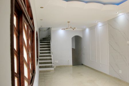 Sala de casa à venda com 5 quartos, 278m² em Jardim Zaira, Guarulhos