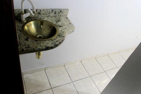 Casa à venda com 278m², 5 quartos e 3 vagasLavabo da cozinha