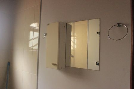 Casa à venda com 278m², 5 quartos e 3 vagasBanheiro social do sotão