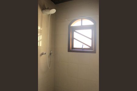 Casa à venda com 278m², 5 quartos e 3 vagasBanheiro social do sotão