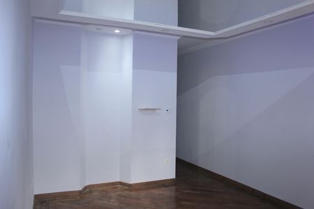 Casa à venda com 278m², 5 quartos e 3 vagasSuíte