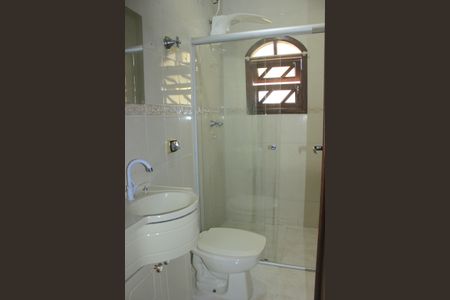 Casa à venda com 278m², 5 quartos e 3 vagasBanheiro social