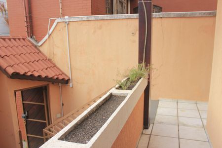 Casa à venda com 278m², 5 quartos e 3 vagasVaranda