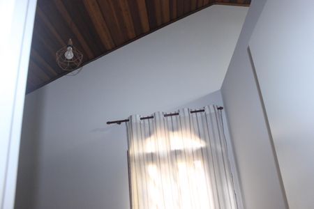 Casa à venda com 278m², 5 quartos e 3 vagasQuarto 2 do sotão