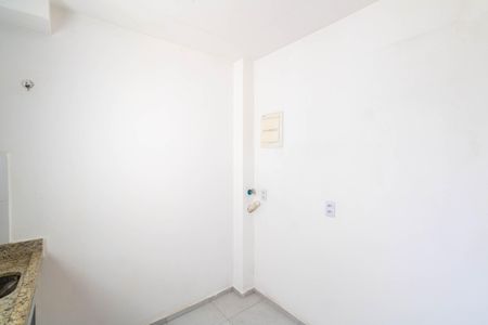 Apartamento para alugar com 42m², 2 quartos e 1 vaga Apartamento para alugar com 42m², 2 quartos e 1 vagaCozinha e Área de Serviço