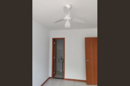 Apartamento para alugar com 2 quartos, 60m² em Santa Luzia, São Gonçalo