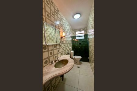 Apartamento para alugar com 100m², 3 quartos e 2 vagasBanheiro 