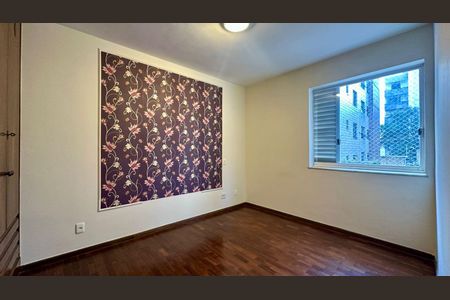 Apartamento para alugar com 100m², 3 quartos e 2 vagasQuarto 