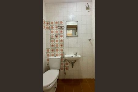 Apartamento para alugar com 100m², 3 quartos e 2 vagasBanheiro de serviço 