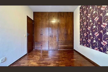 Apartamento para alugar com 100m², 3 quartos e 2 vagasQuarto 
