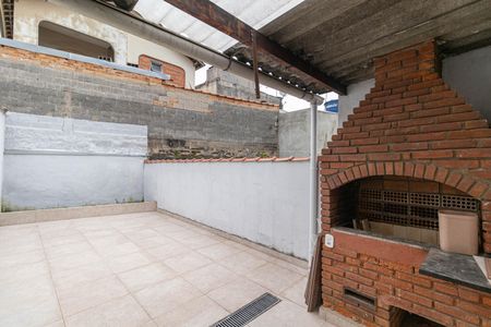 Casa para alugar com 97m², 2 quartos e 1 vaga Casa para alugar com 97m², 2 quartos e 1 vagaChurrasqueira e Terraço