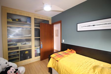 Apartamento à venda com 103m², 3 quartos e 2 vagasQuarto 2