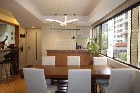 Apartamento à venda com 103m², 3 quartos e 2 vagasSala